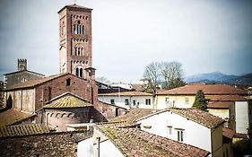 Il Rifugio Degli Innamorati...Di Lucca
